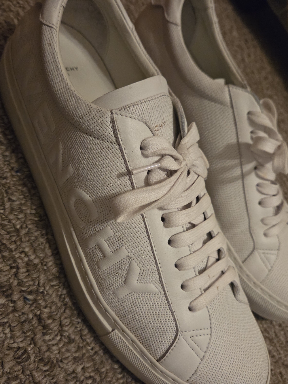 Givenchy Off-White Low-Top Logo Sneakers